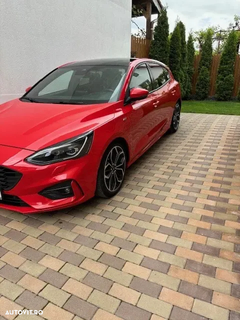 Ford Focus 1.5 TDCi Powershift Titanium - 6