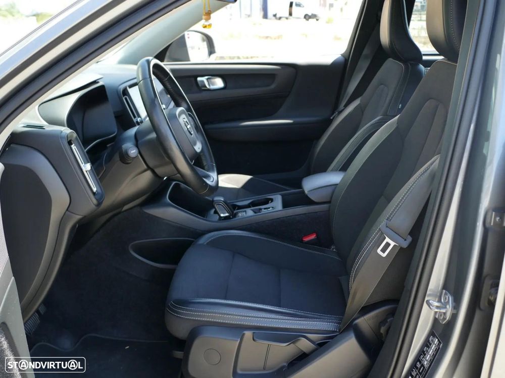 Volvo XC 40 2.0 D3 Geartronic - 29