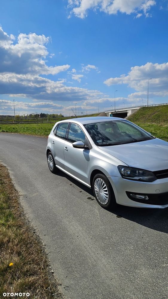 Volkswagen Polo 1.6 TDI DPF BlueMot Highline - 2