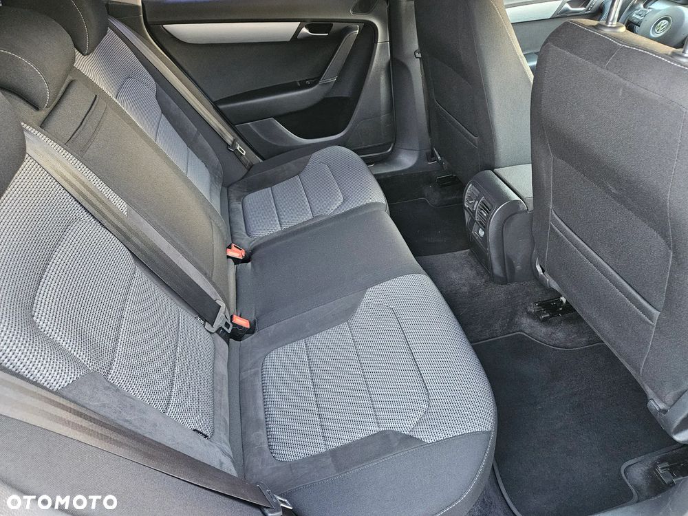 Volkswagen Passat Alltrack 2.0 TDI 4Motion DSG BlueMotion Tec - 7