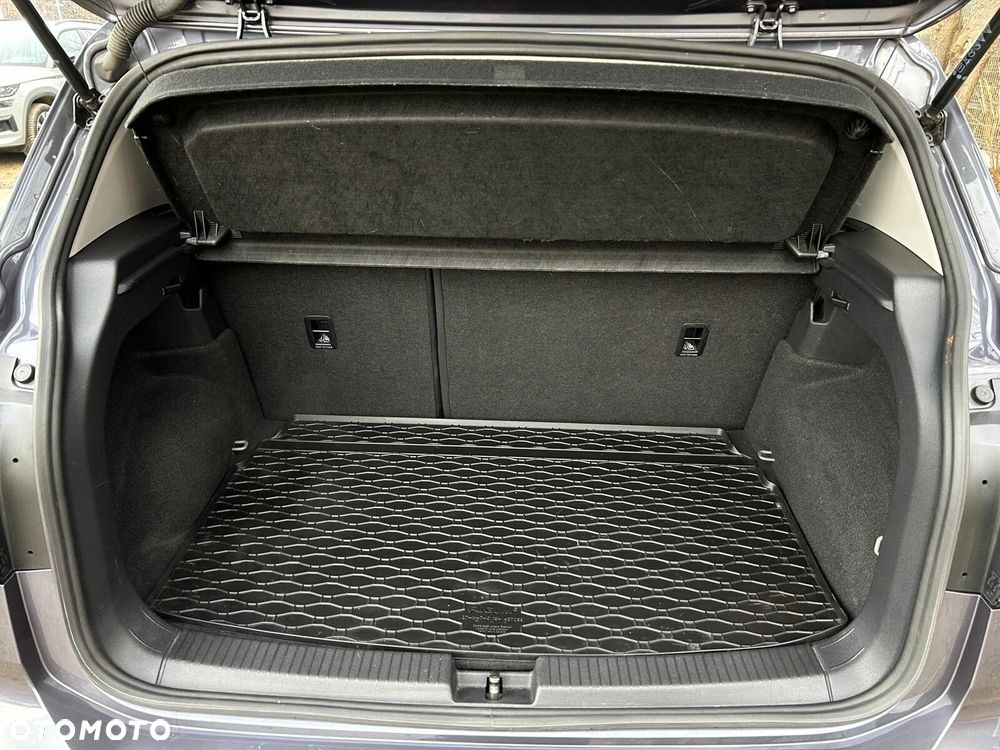 Volkswagen T-Cross 1.5 TSI ACT Life DSG - 10