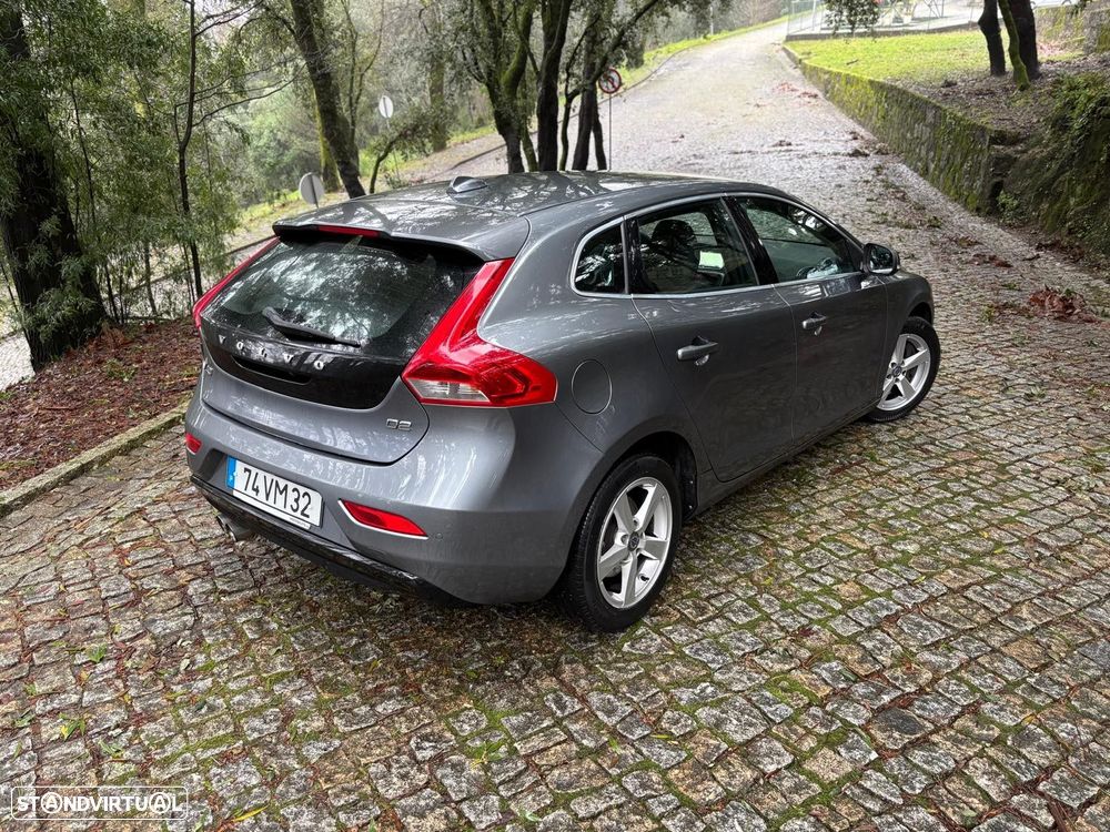 Volvo V40 - 8