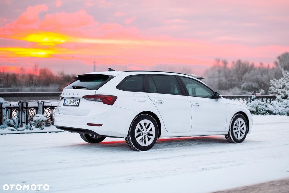 Skoda Octavia 2.0 TDI Ambition DSG - 3