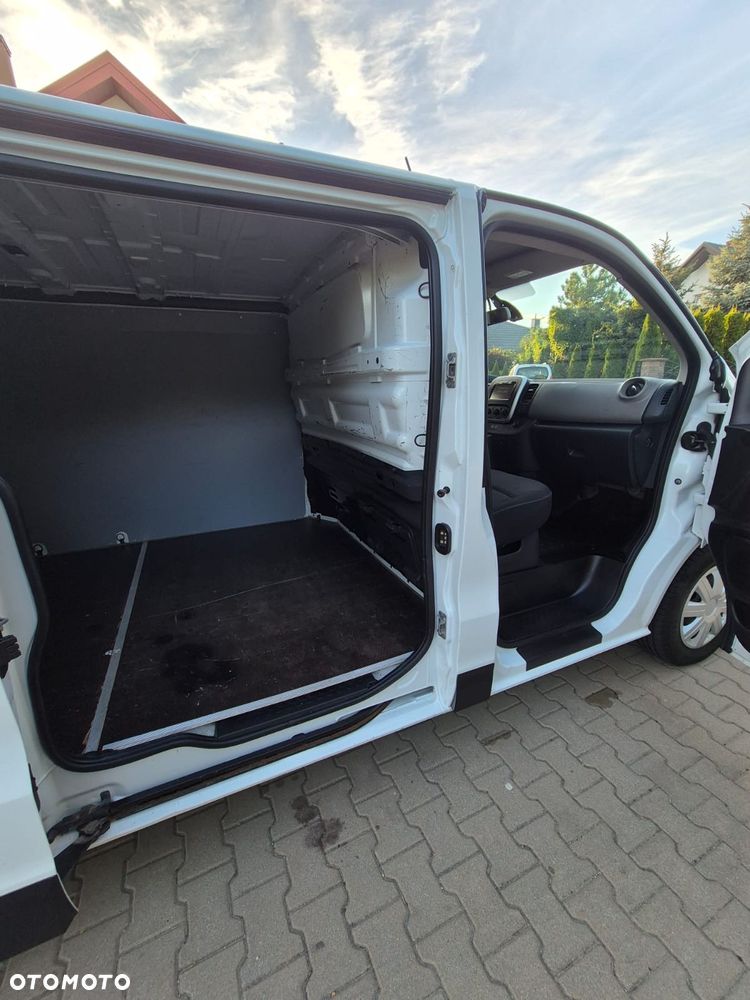 Renault Trafic Long L2 120koni 2017r Navi Klima Super stan - 27