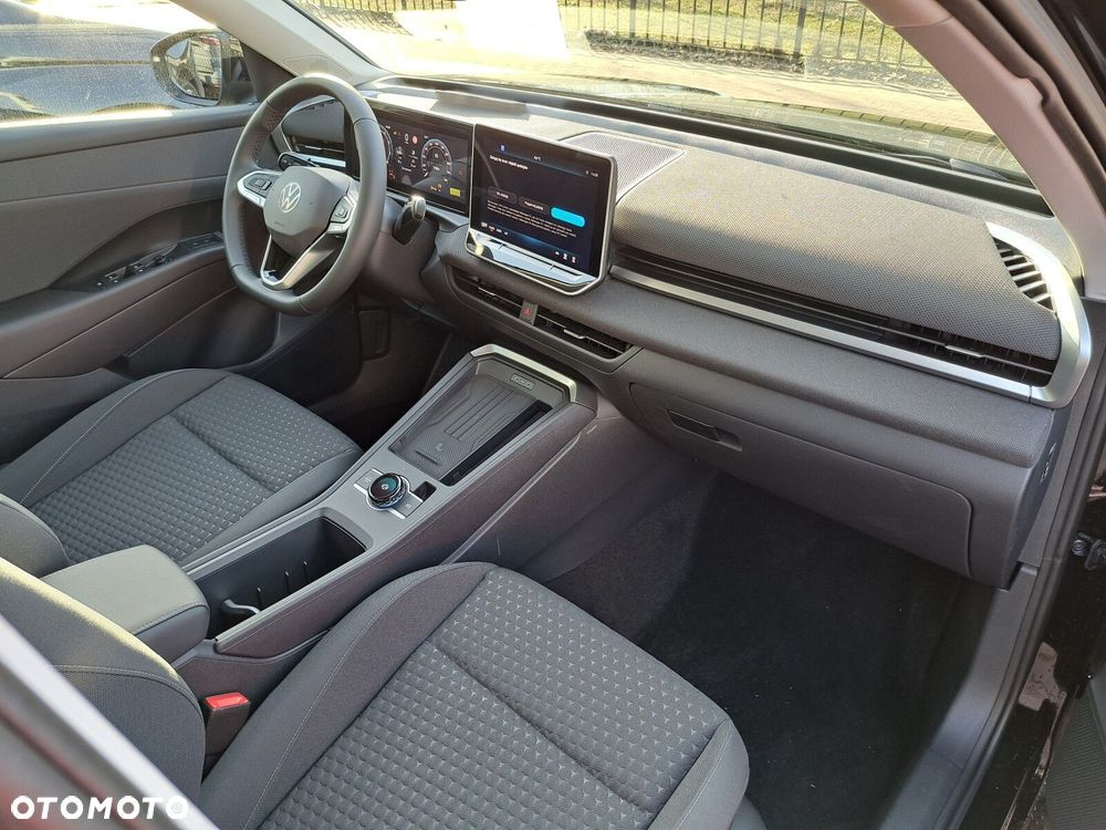 Volkswagen T-Roc - 14