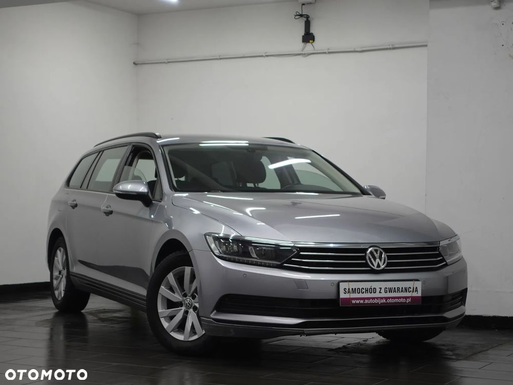 Volkswagen Passat - 10