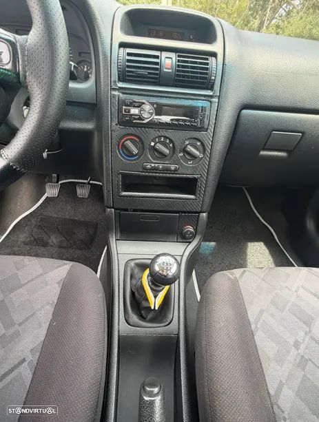 Opel Astra 1.7 DTL Club - 13