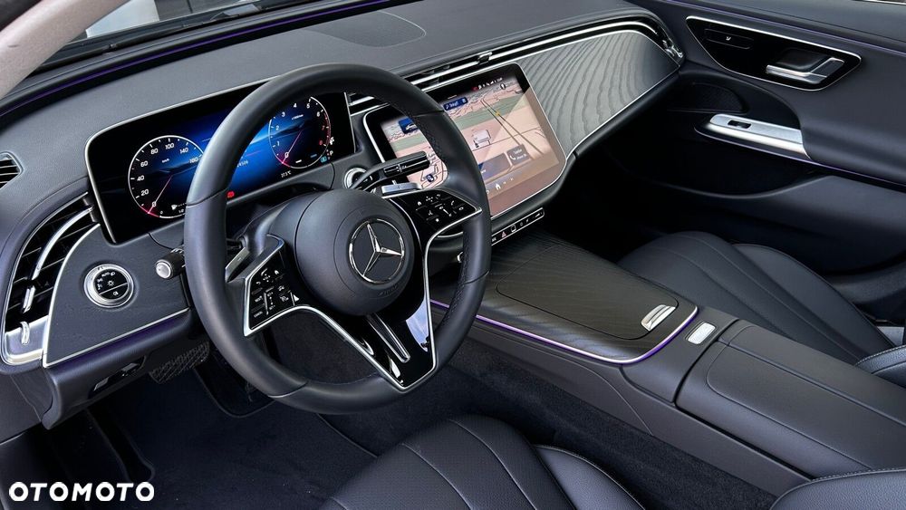 Mercedes-Benz Klasa E 200 mHEV 4-Matic Avantgarde 9G-Tronic - 14