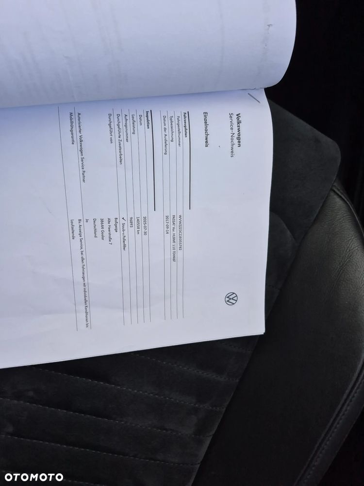 Volkswagen Passat 2.0 TDI (BlueMotion Technology) Highline - 18