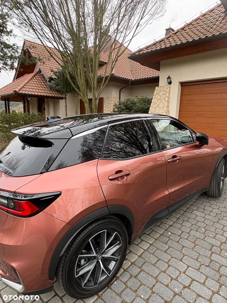 Lexus LBX 1.5 Hybrid Cool AWD - 14