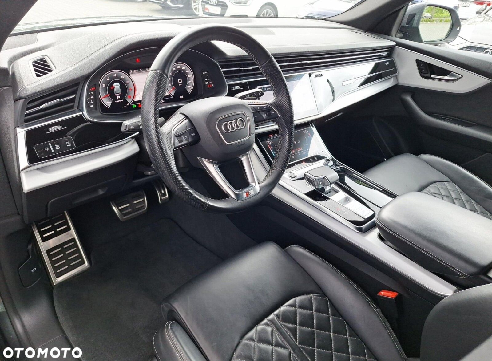 Audi Q8 - 10