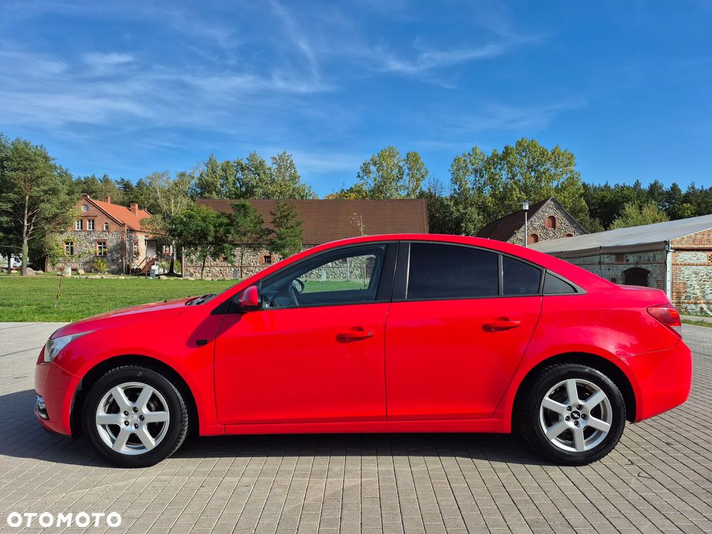 Chevrolet Cruze 1.6 - 37