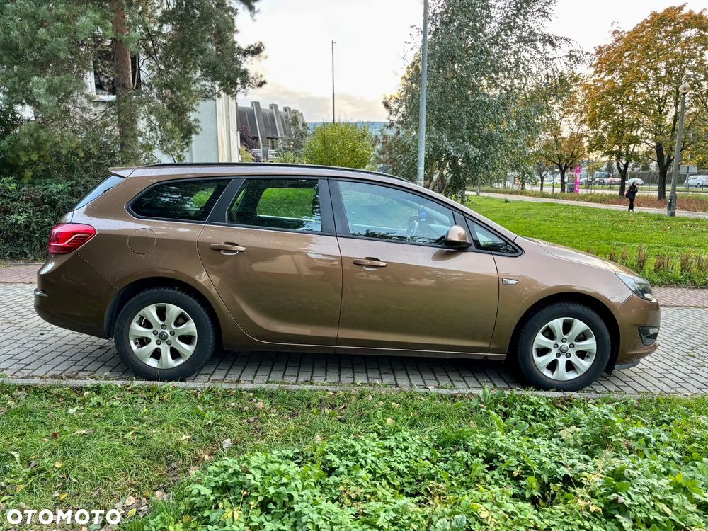 Opel Astra IV 1.6 CDTI Essentia - 5