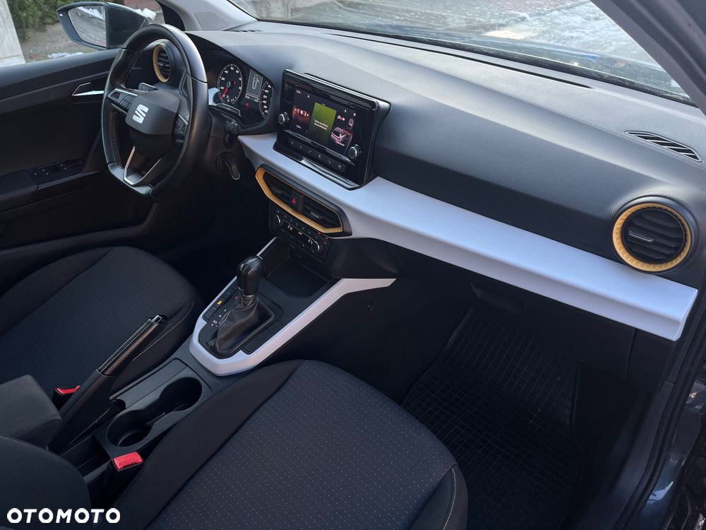 Seat Arona 1.0 TSI Full LED S&S DSG - 11