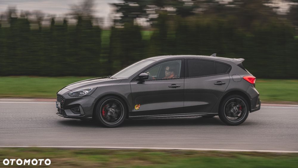 Ford Focus 2.3 EcoBoost ST - 4