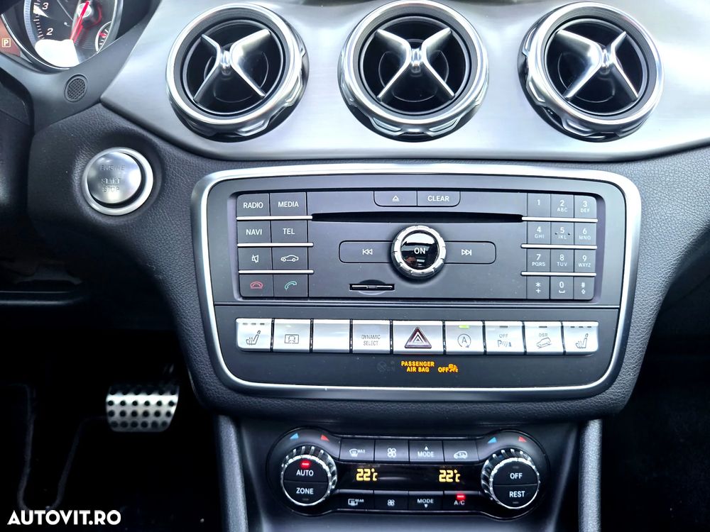 Mercedes-Benz GLA - 26