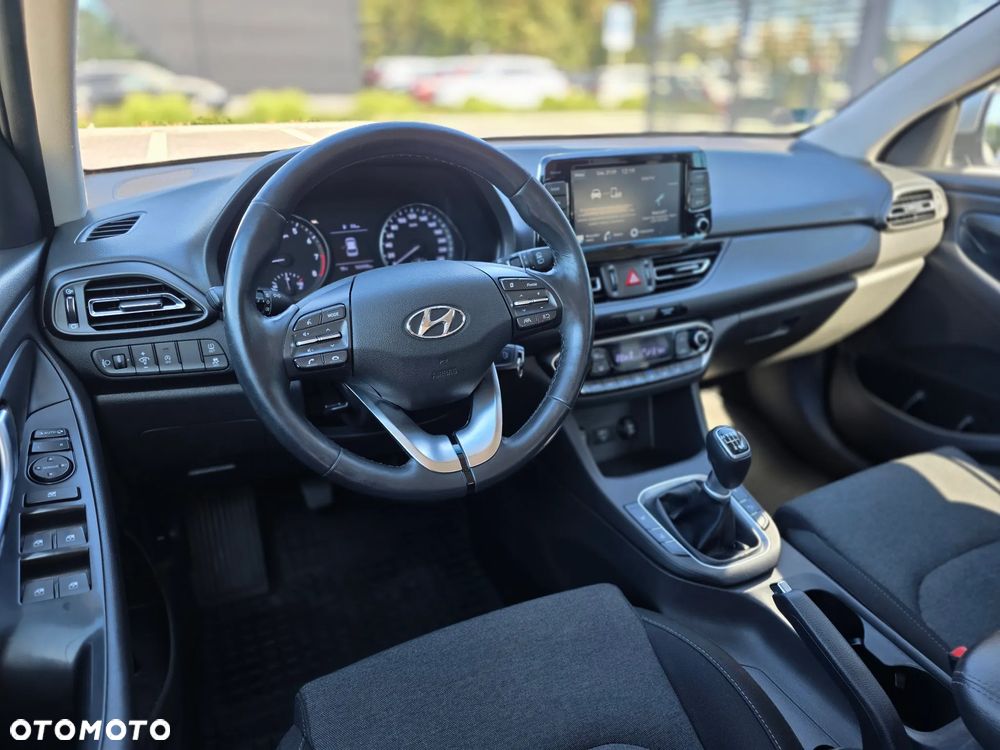 Hyundai i30 1.5 DPI Comfort - 14