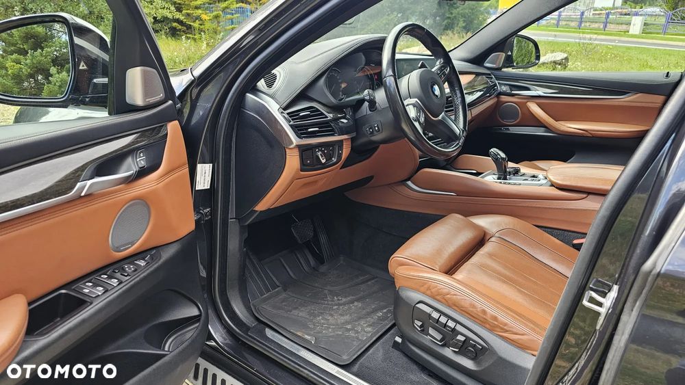 BMW X6 xDrive40d - 18