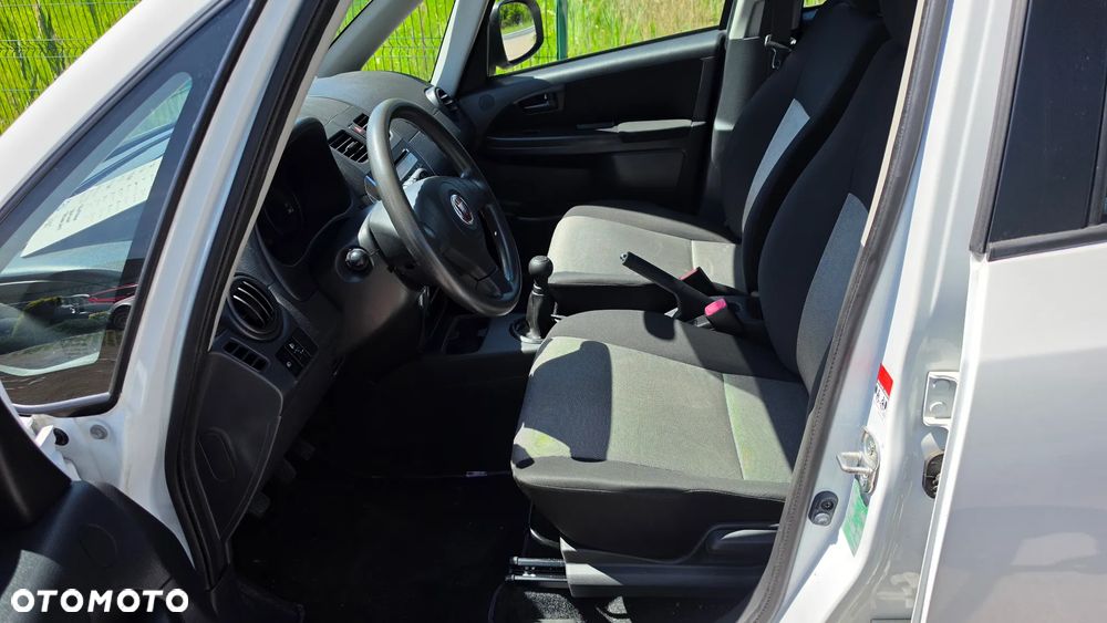 Fiat Sedici 1.6 16V 4x2 Easy - 12