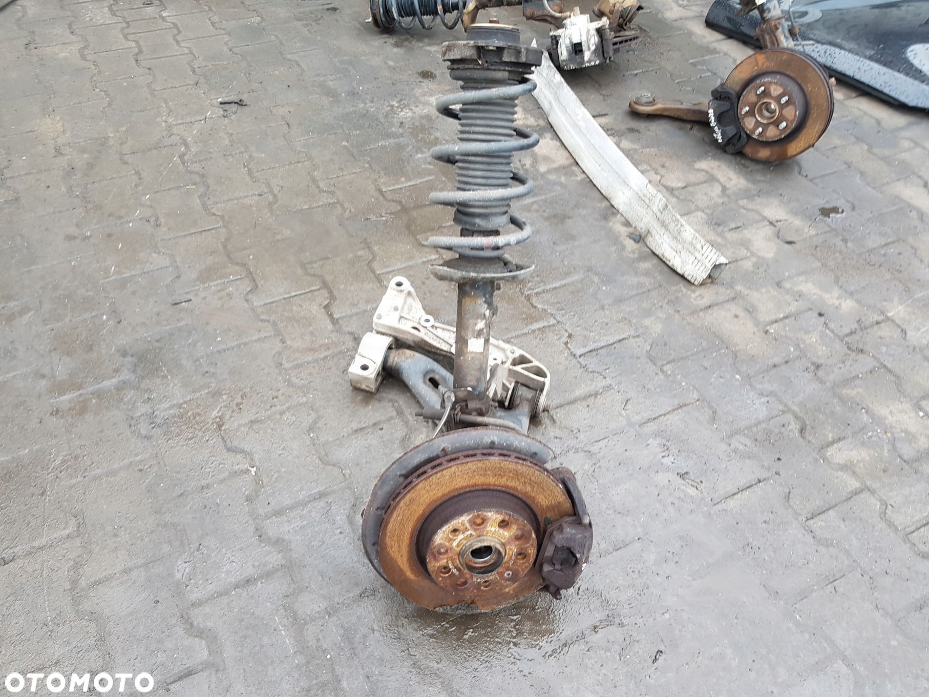 SEAT LEON 2 II LIFT 09-12r 1.6 TDI AMORTYZATOR ZWROTNICA PRAWA PRZÓD - 1