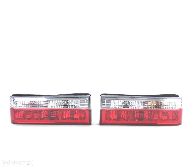 FAROLINS TRASEIROS E30 82-87 E30 CABRIO 82-90 VERMELHO BRANCO - 4