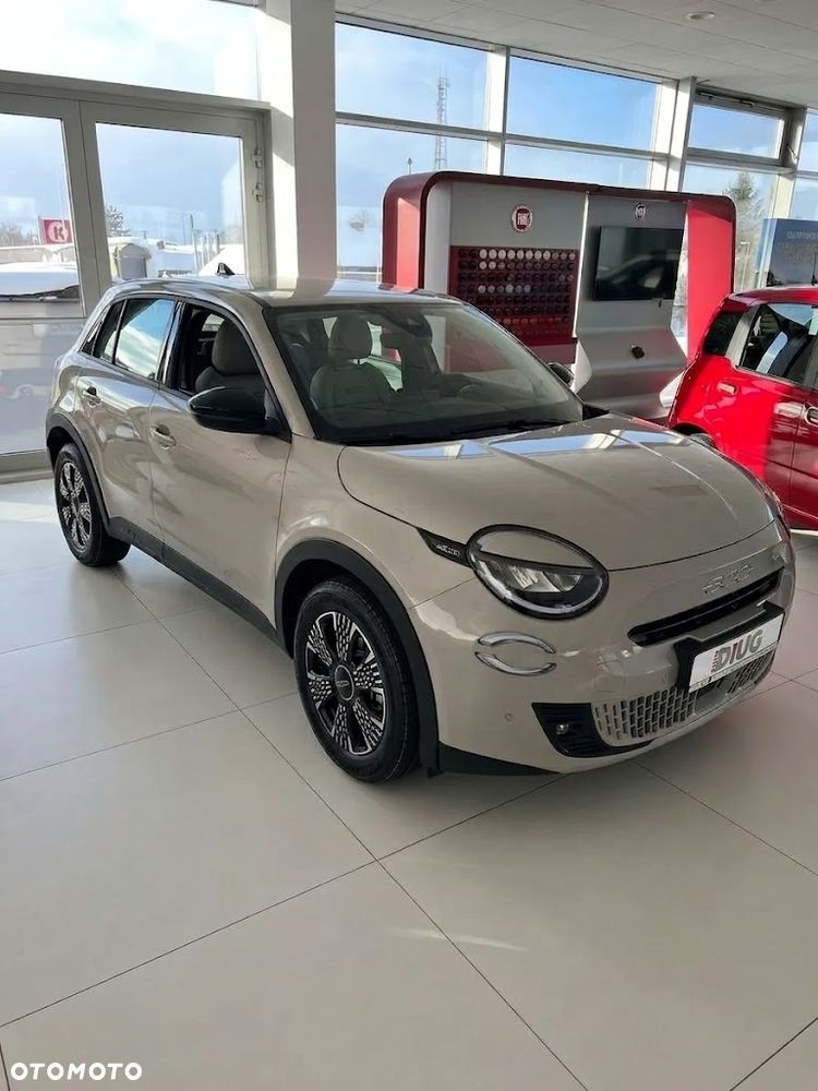 Fiat 600 1.2 Turbo Icon eDCT - 4