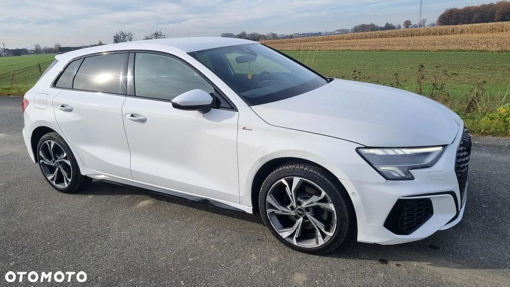 Audi A3 Sportback 2.0 TDI (clean diesel) S tronic S line Sportpaket
