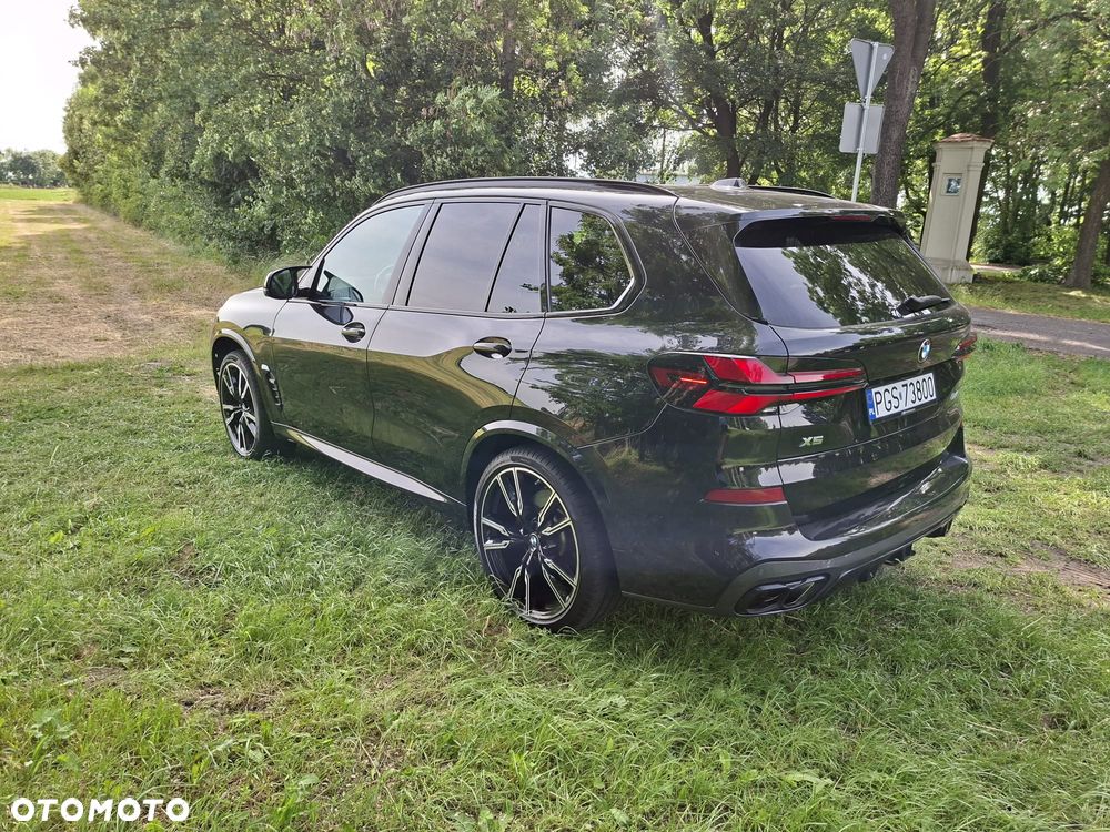 BMW X5 M50i - 12