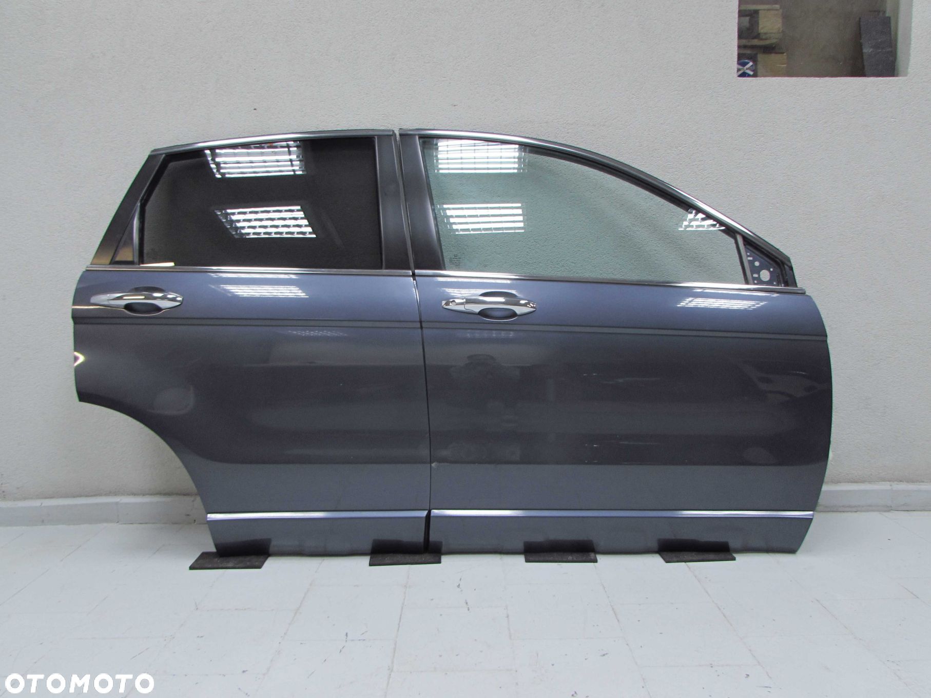 HONDA CR-V CRV III LIFT 09-12 DRZWI PRZOD PRAWY PRAWE PRZEDNIE KPL NH684P - 1