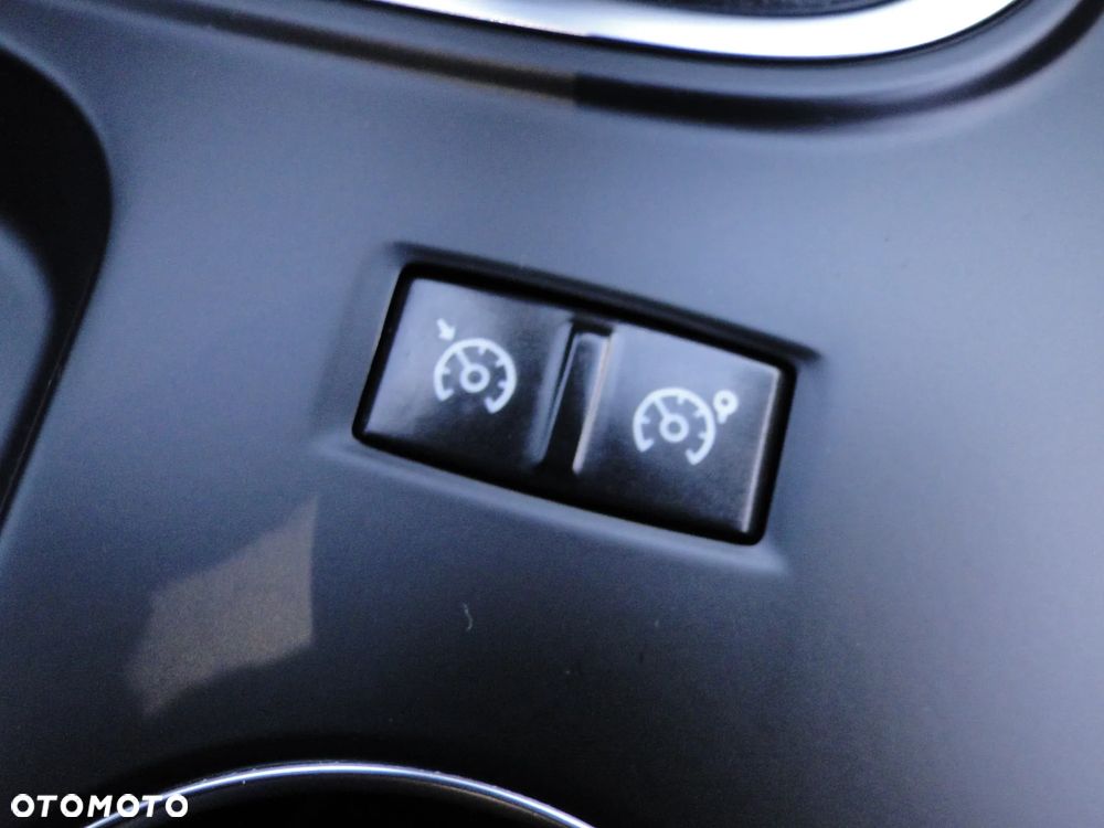 Renault Megane 1.2 16V TCe Energy Limited - 25