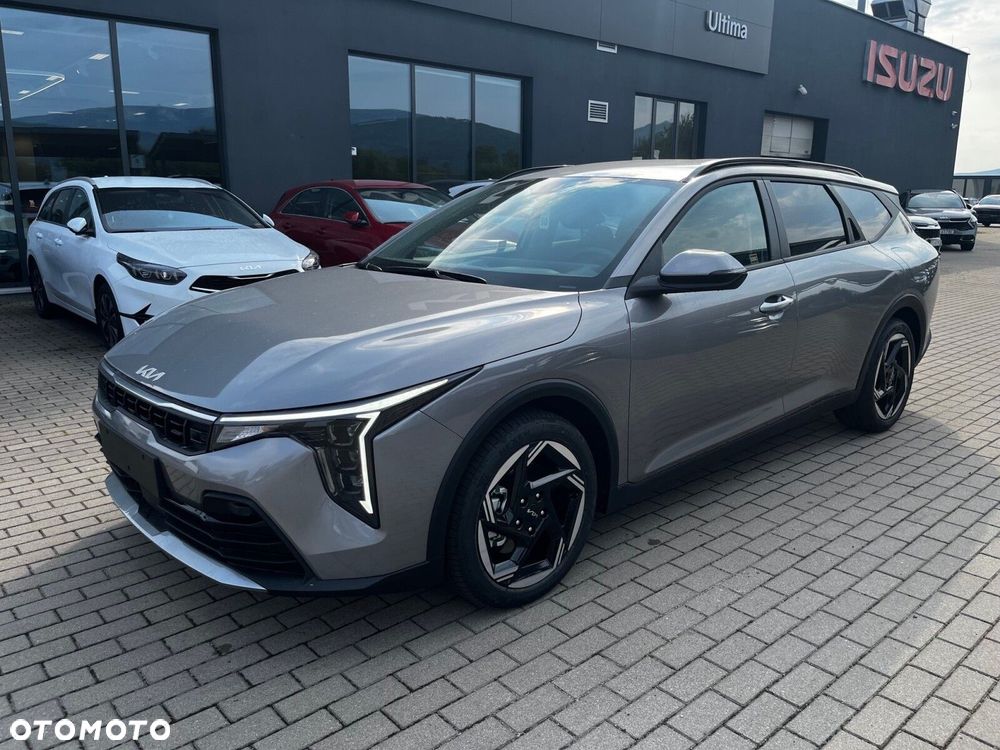Kia K4 - 1
