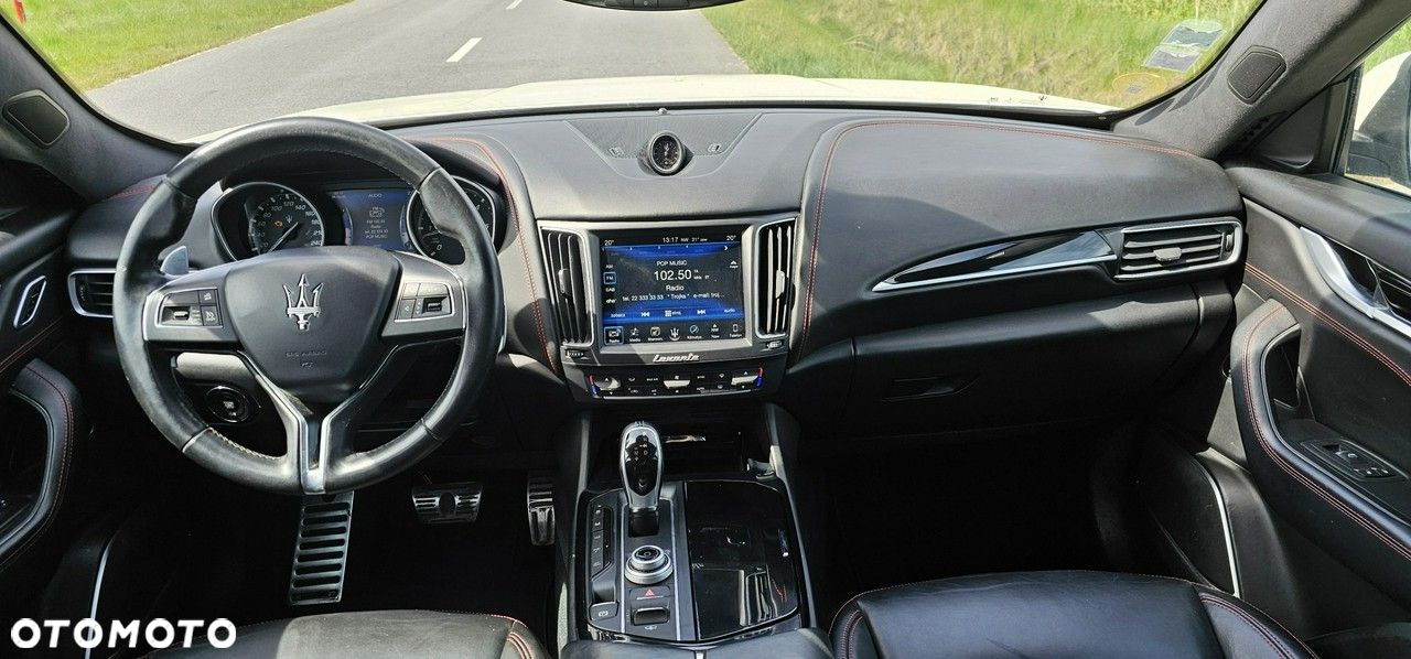 Maserati Levante - 19