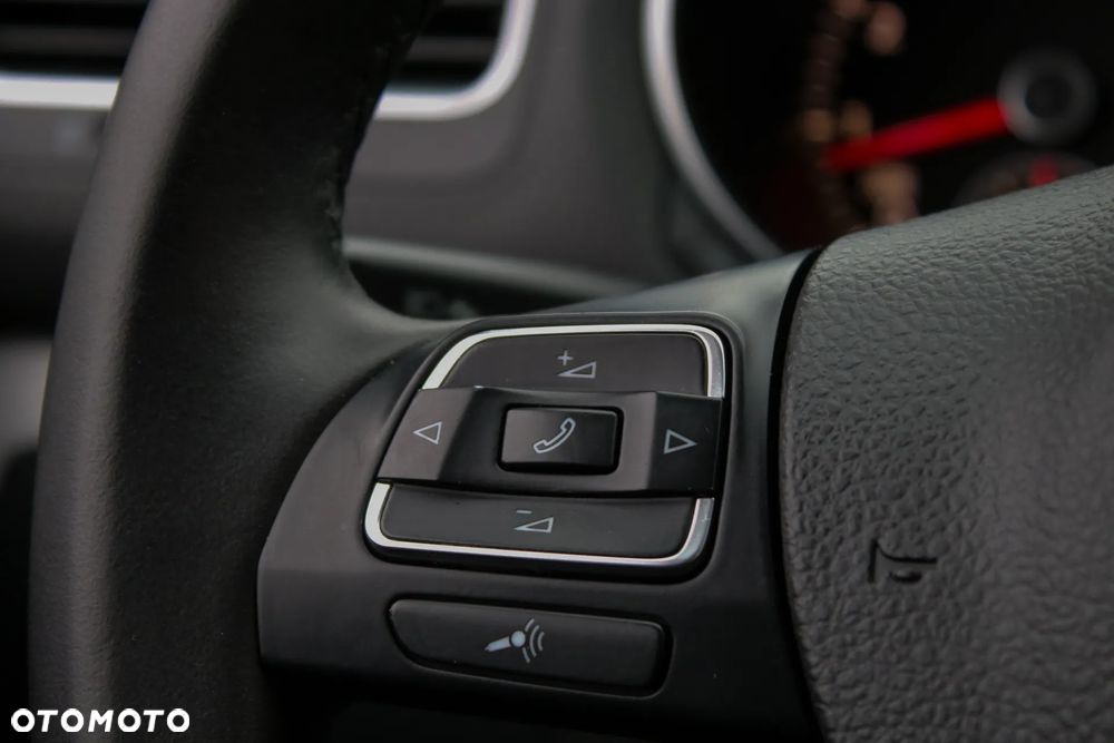 Volkswagen Golf - 29