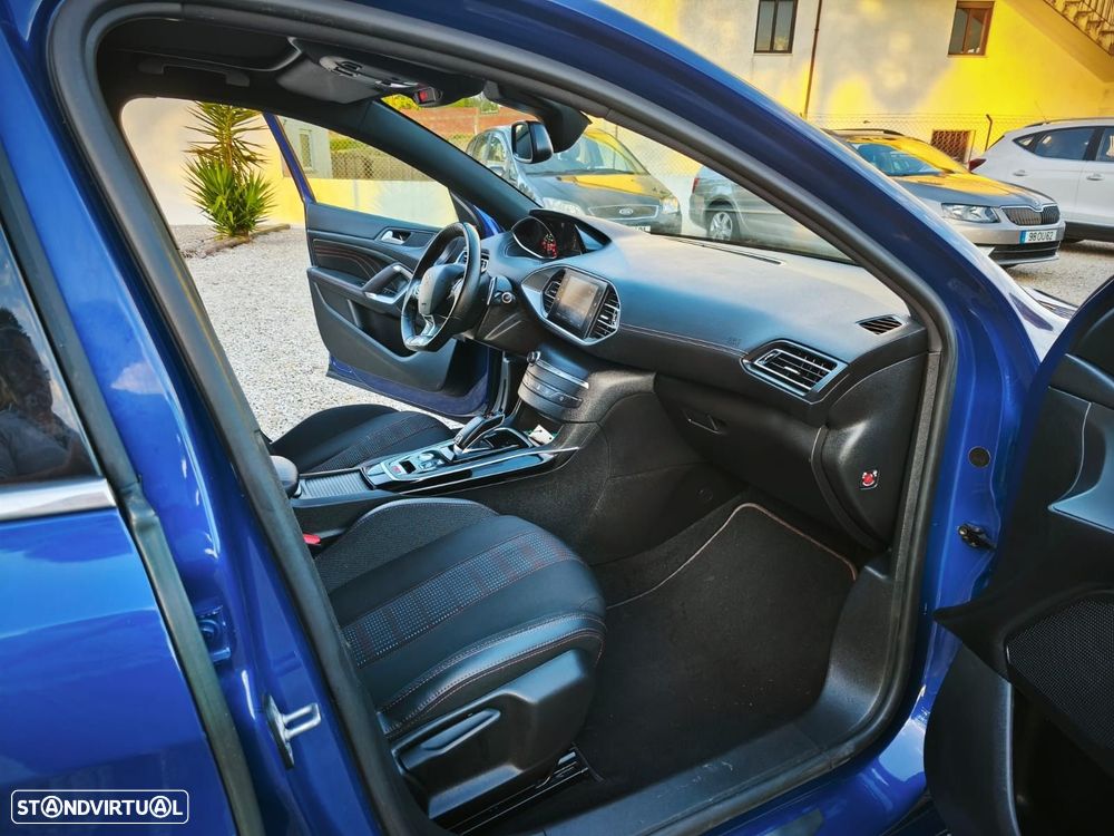 Peugeot 308 1.5 BlueHDi Allure EAT8 - 16