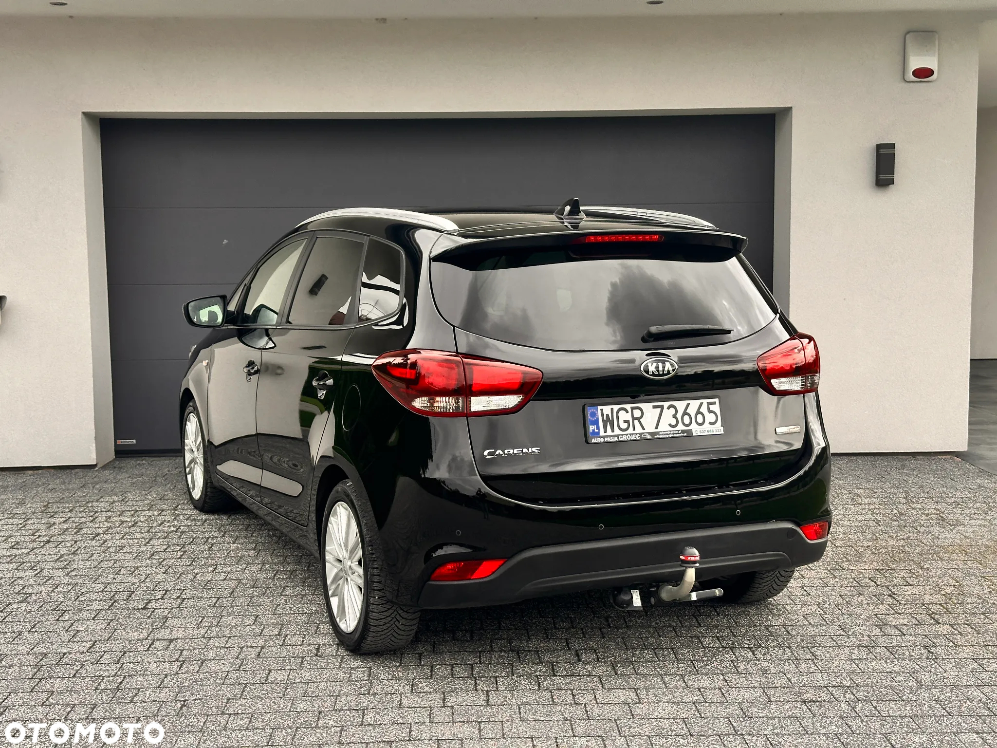 Kia Carens 1.7 CRDi L 7os - 10