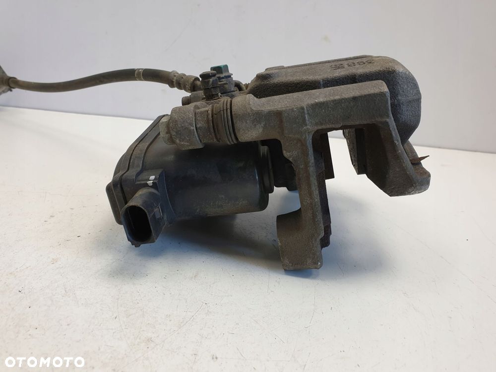 Santa Fe IV 2.2 CRDI LEWY TYLNY ZACISH HAMULCOWY - 7