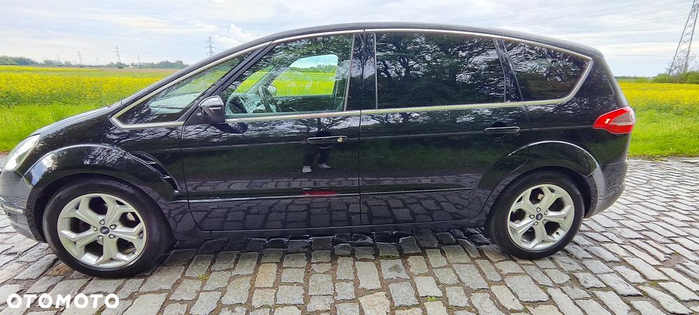Ford S-Max - 14