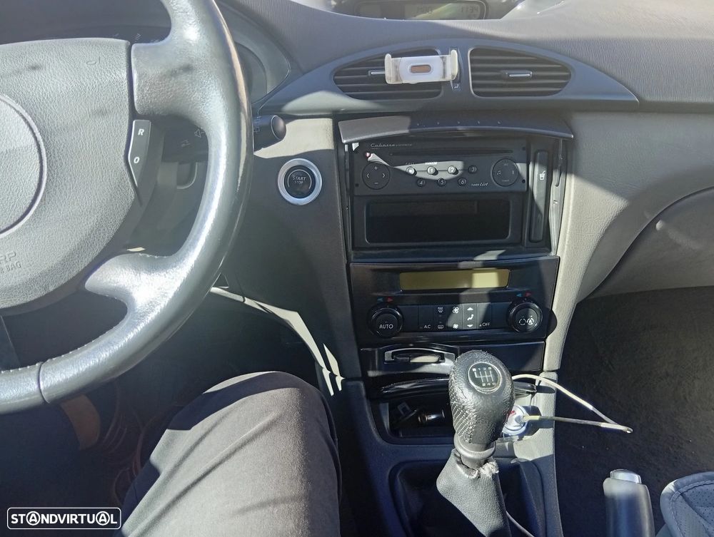 Renault Laguna Break 1.9 dCi Privilège - 12