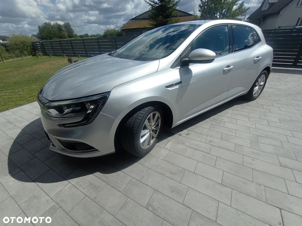 Renault Megane 1.6 SCe Zen - 16