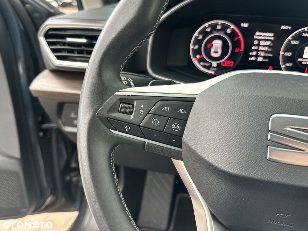Seat Leon 1.0 eTSI Xcellence DSG - 32