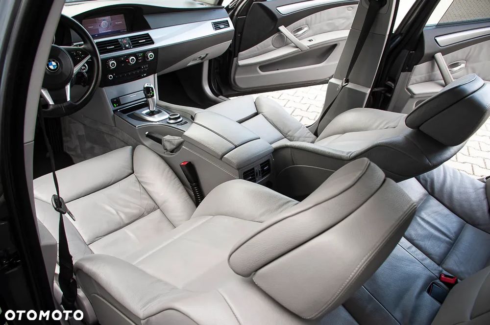 BMW Seria 5 530d - 26
