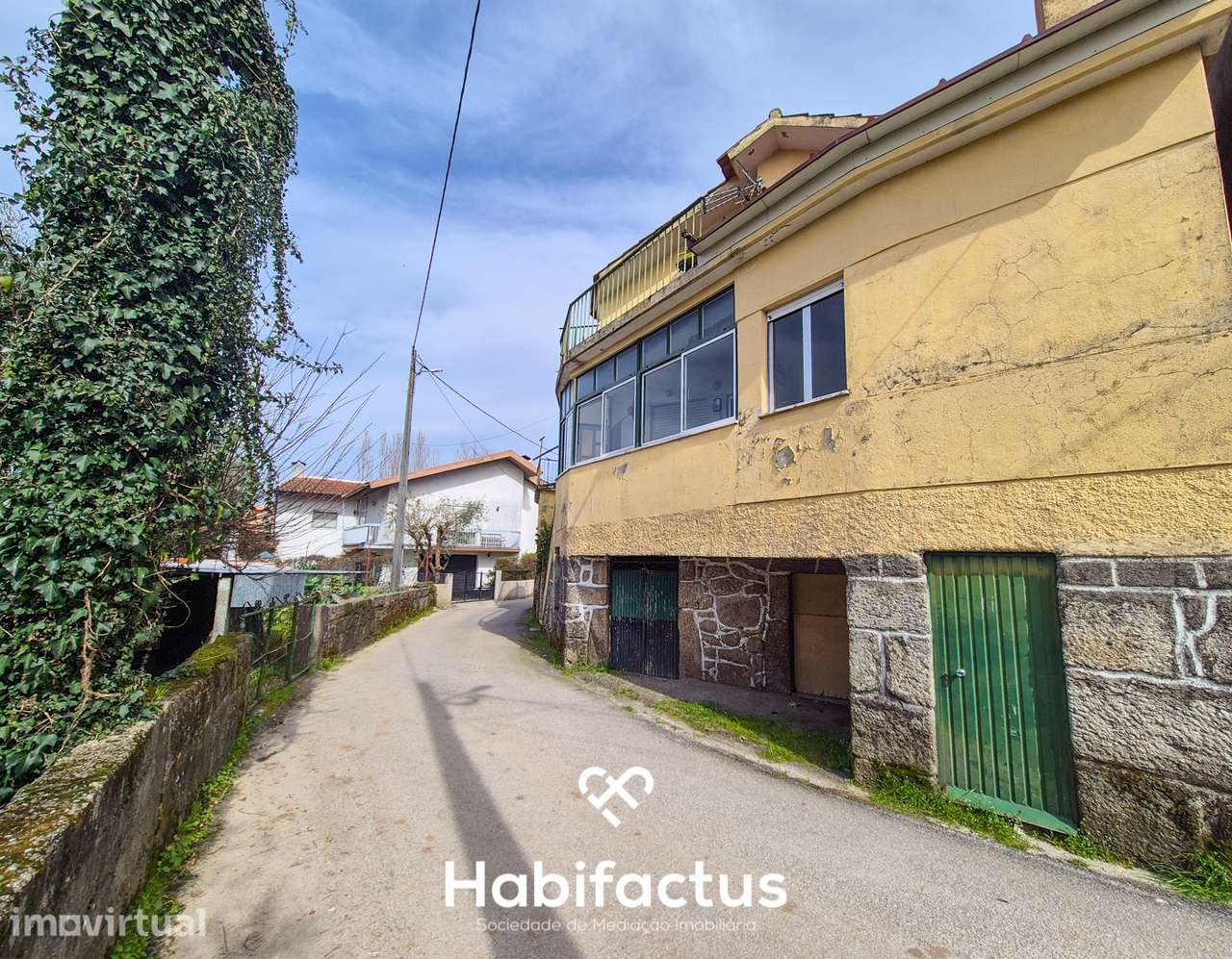 Moradia para remodelar para venda em Viseu - Grande imagem: 2/28