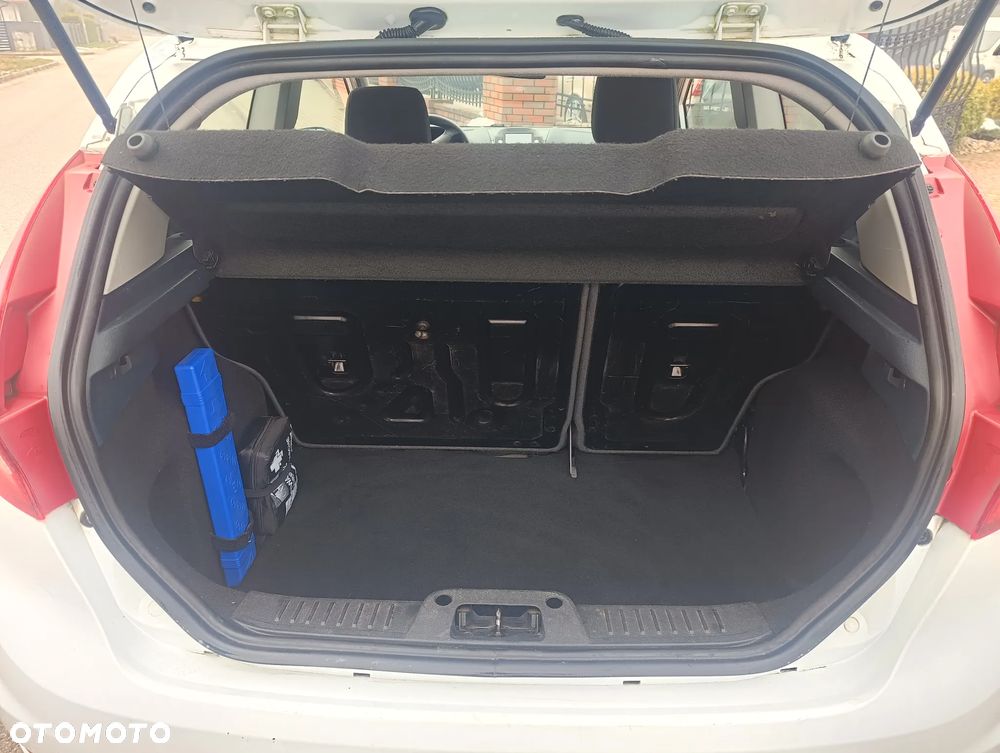 Ford Fiesta 1.25 Trend EU5 - 10