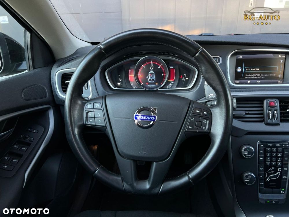 Volvo V40 - 26
