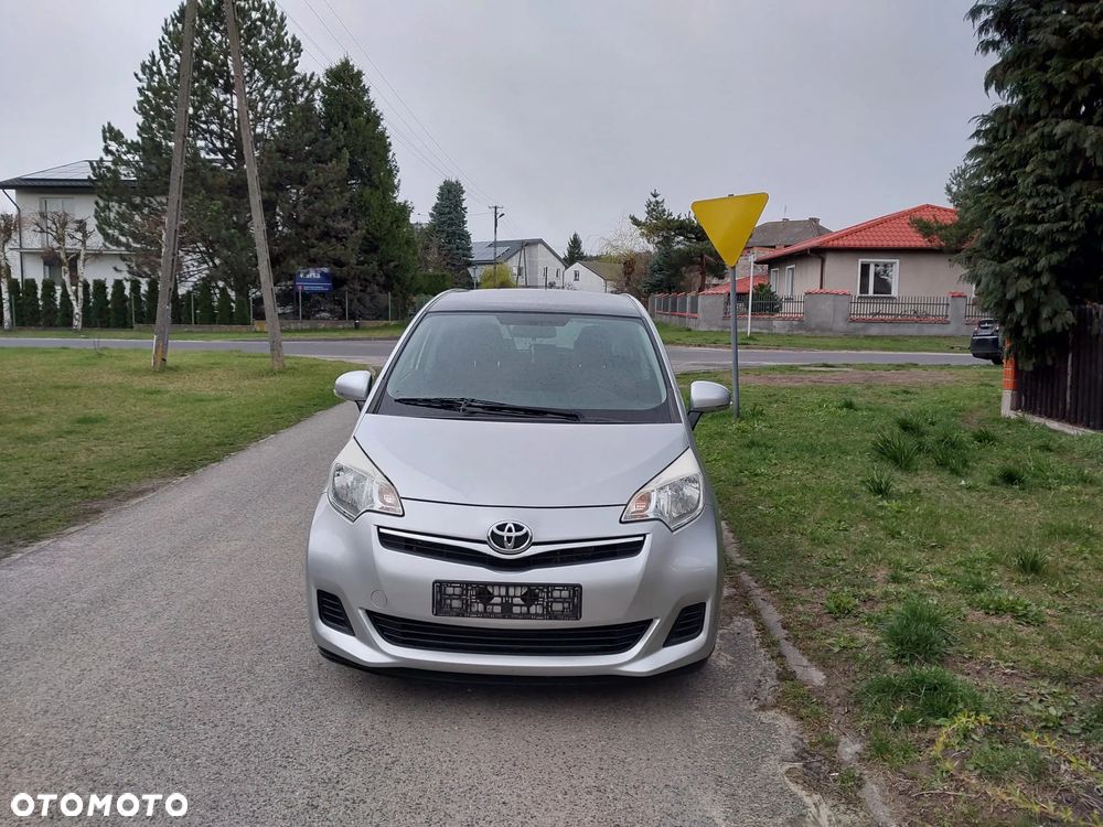 Toyota Verso S 1.4 D-4D - 3
