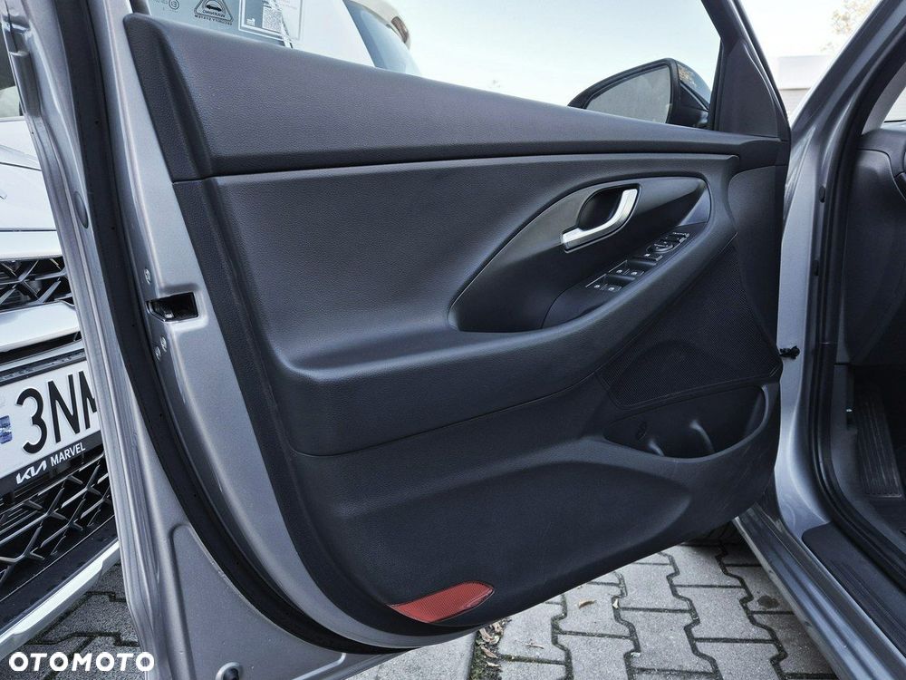 Hyundai i30 1.0 T-GDI Smart - 12