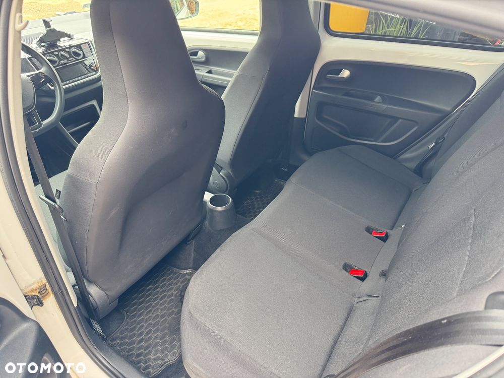 Volkswagen up! 1.0 move - 14