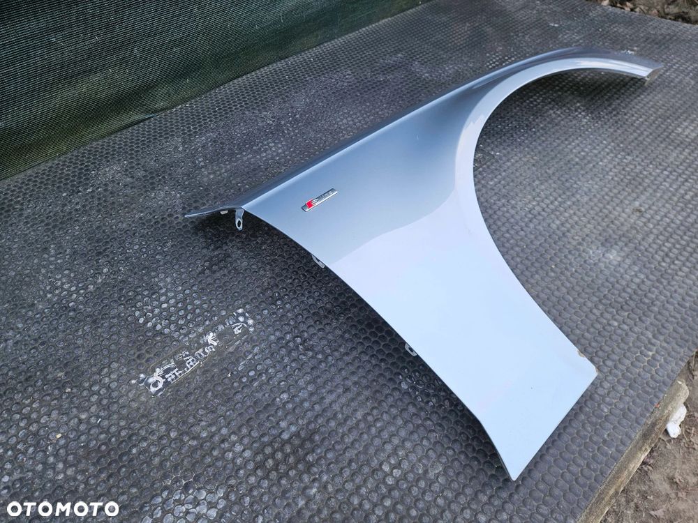 Blotniki Prawy Nadkole Przod Przedni Szary Audi A4 B8 Sedan Kombi Przed Lift Oryginalny lakier - 19