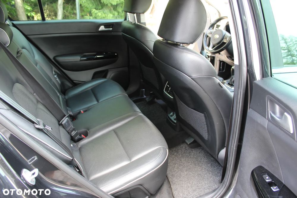 Kia Sportage 1.6 GDI L Business Line Plus 2WD - 25