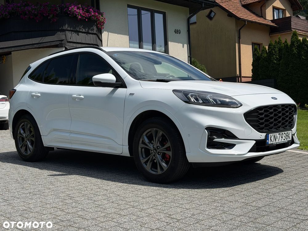 Ford Kuga 2.5 Duratec FHEV 4x4 ST-LINE X - 17